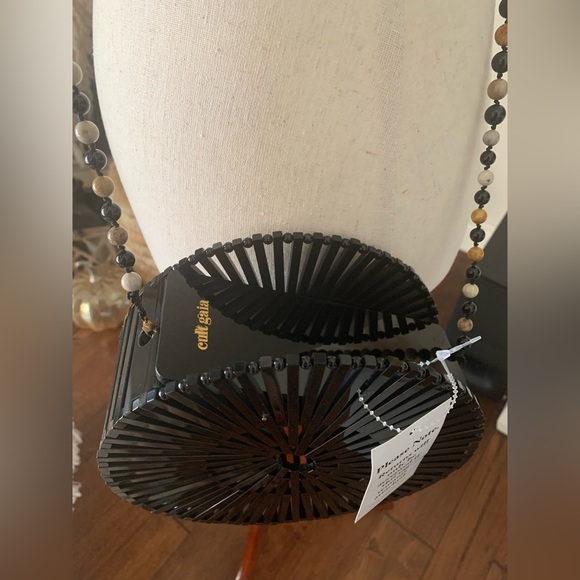 Cult Gaia Luna Circle Crossbody Bag acrylic new black tan - Picture 5 of 9